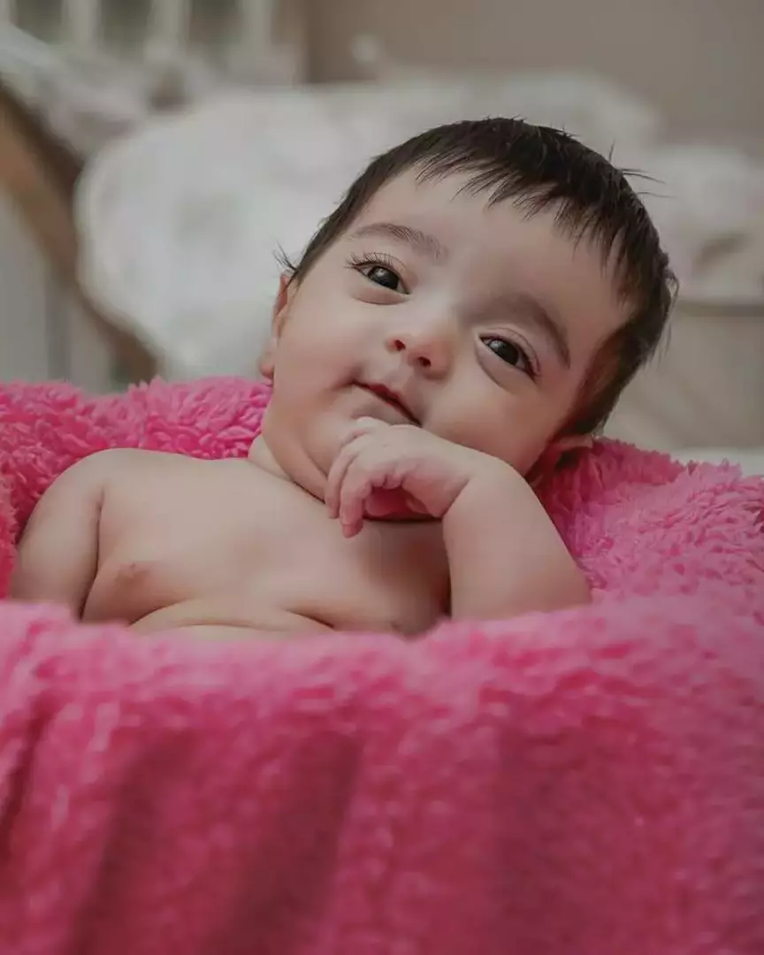 نمونه کار عکاسی نوزاد توسط عسگری که در تاریخ 1401-03-13 ** جمعه  **  ساعت 11:51AM بارگذاری شده است.