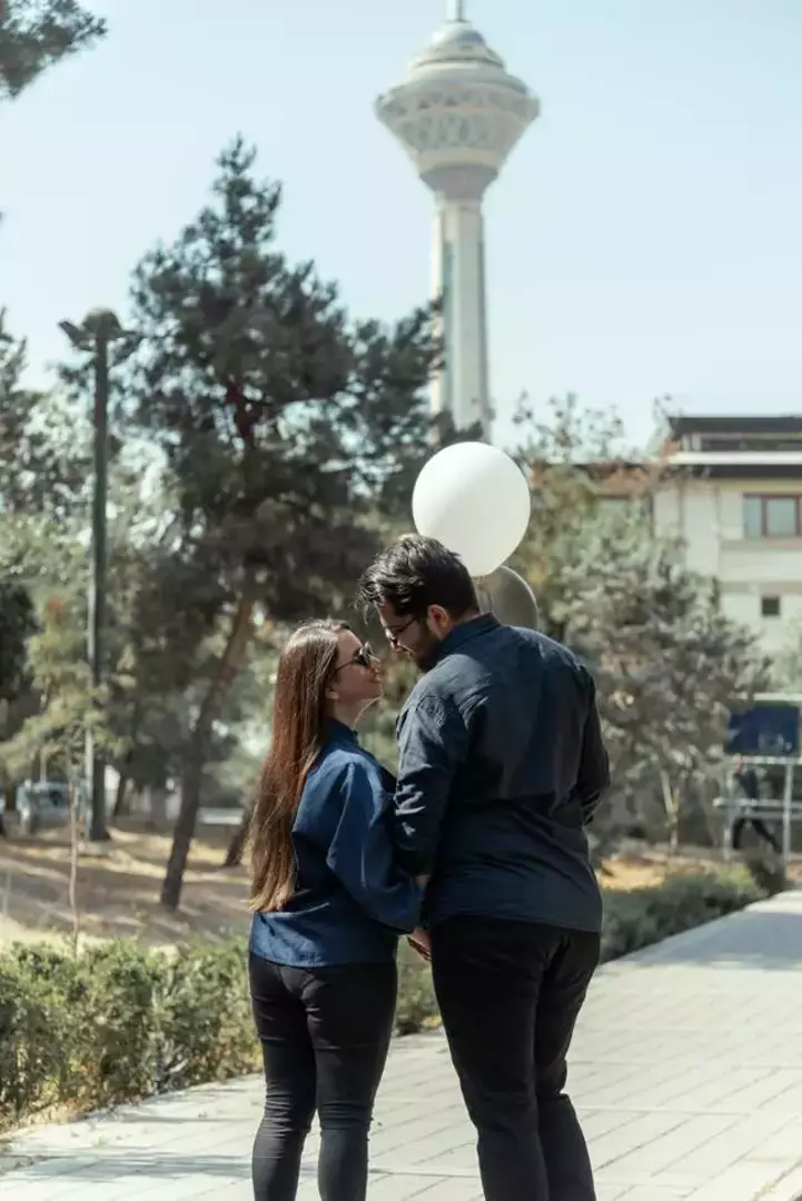 نمونه کار از سارا, فلاحت کار