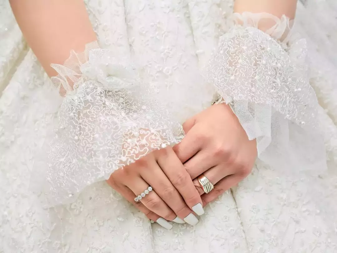 نمونه کار از حدیثه یزدیان