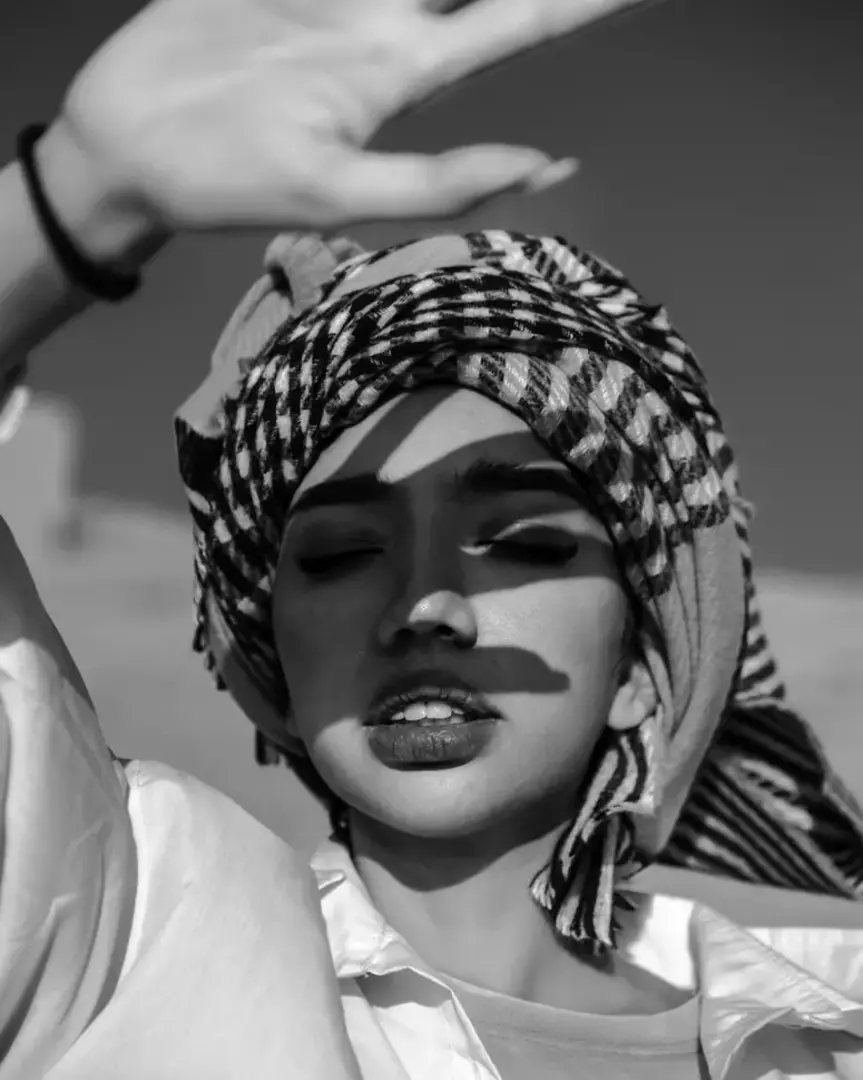 نمونه کار از بهزاد, ایازلو