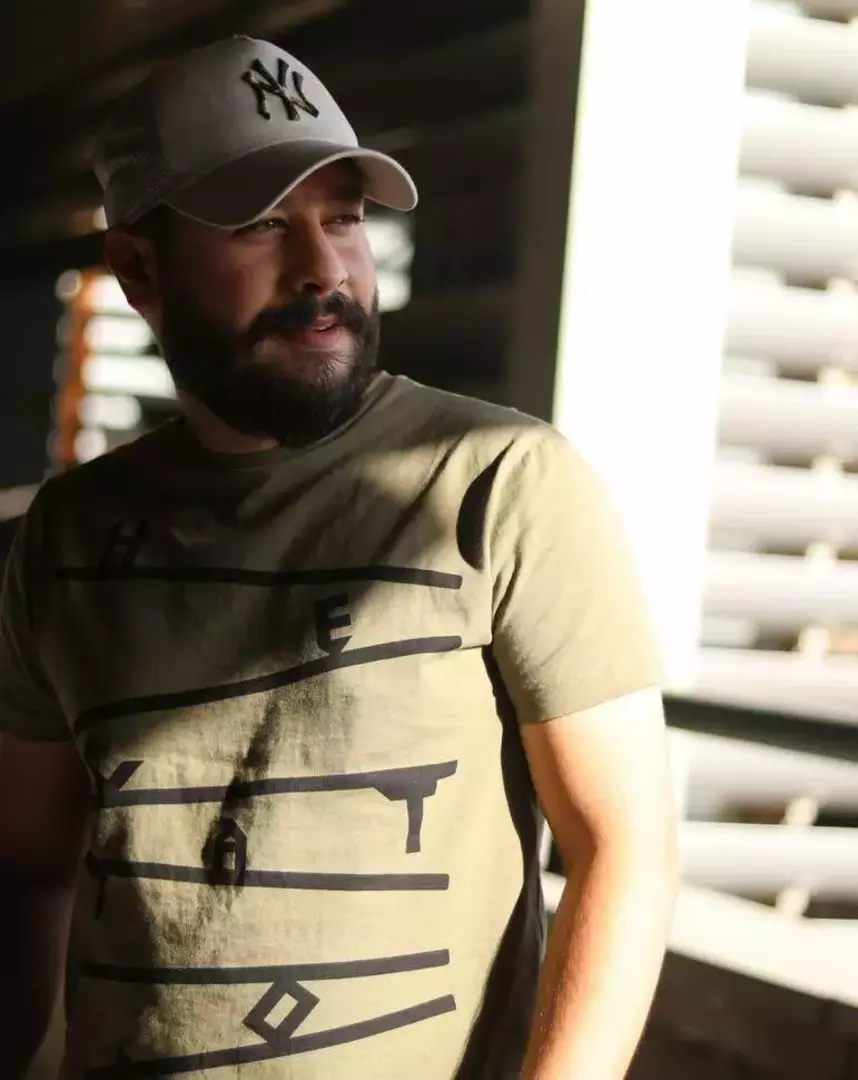 نمونه کار از سینا فروغی