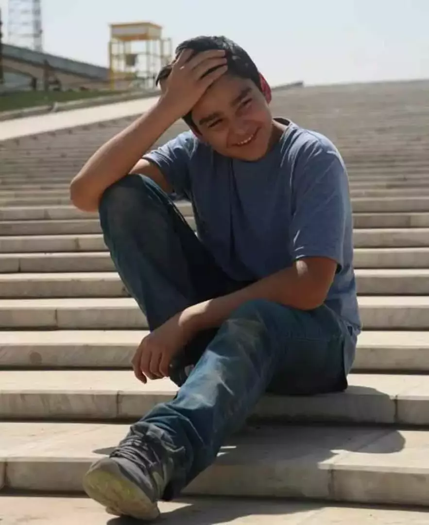 نمونه کار از تارا ترابی زاده 