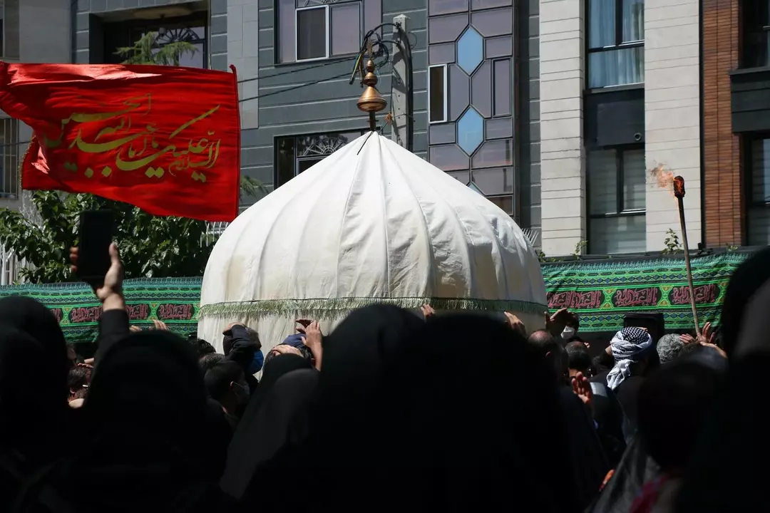 نمونه کار عکاسی مذهبی توسط حدادی که در تاریخ 1401-06-08 ** سه‌شنبه  **  ساعت 03:34PM بارگذاری شده است.
