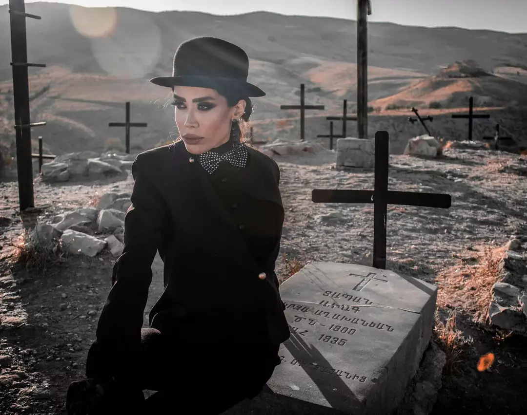 نمونه کار از عابد فدایی