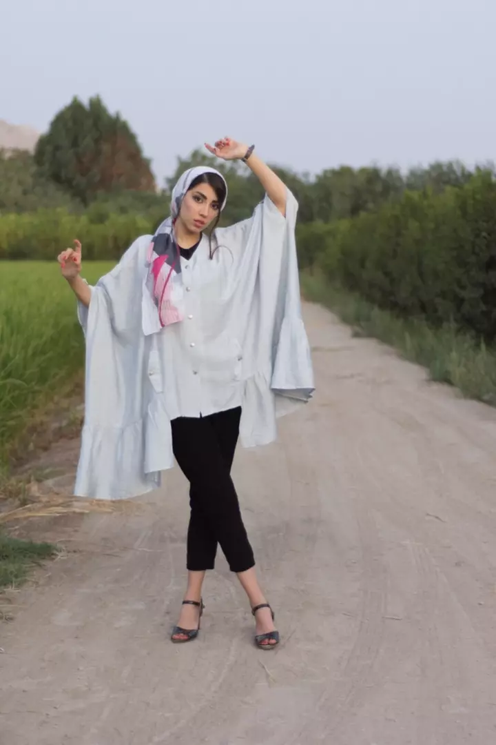 نمونه کار عکاسی مدلینگ ، پوشاک و لباس توسط صراف زاده  که در تاریخ 1401-06-27 ** یک‌شنبه  **  ساعت 05:55PM بارگذاری شده است.