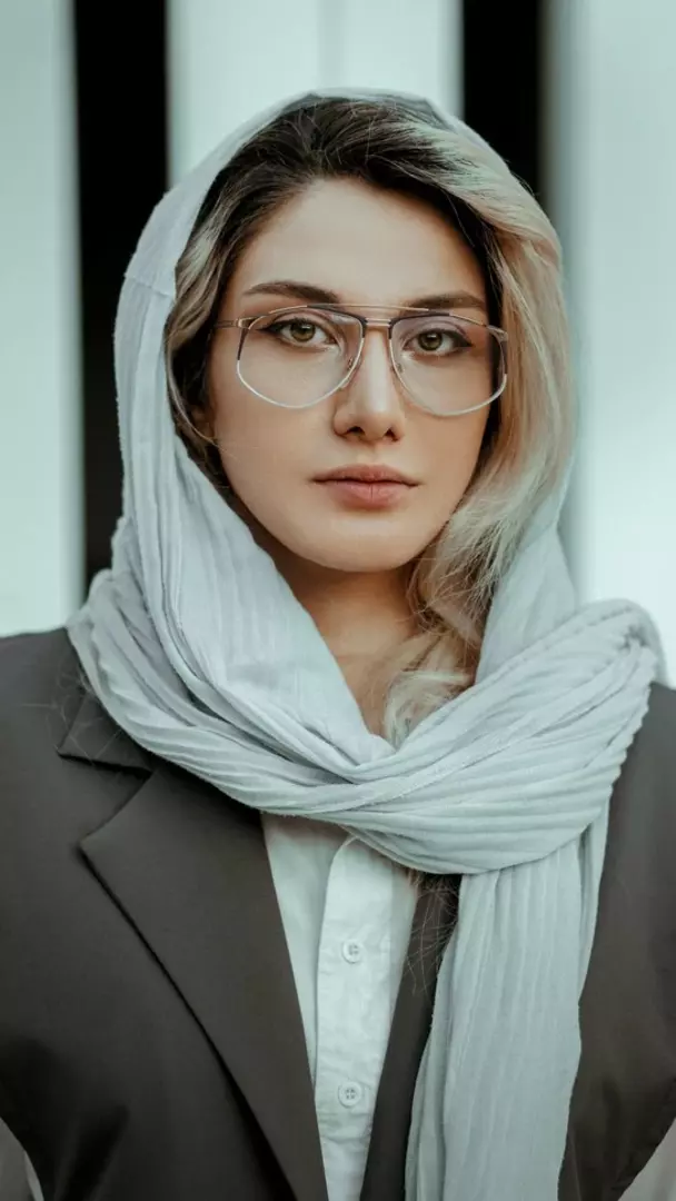 نمونه کار عکاسی چهره - پروفایل توسط کاظمی که در تاریخ 1401-07-28 ** پنج‌شنبه  **  ساعت 01:20PM بارگذاری شده است.