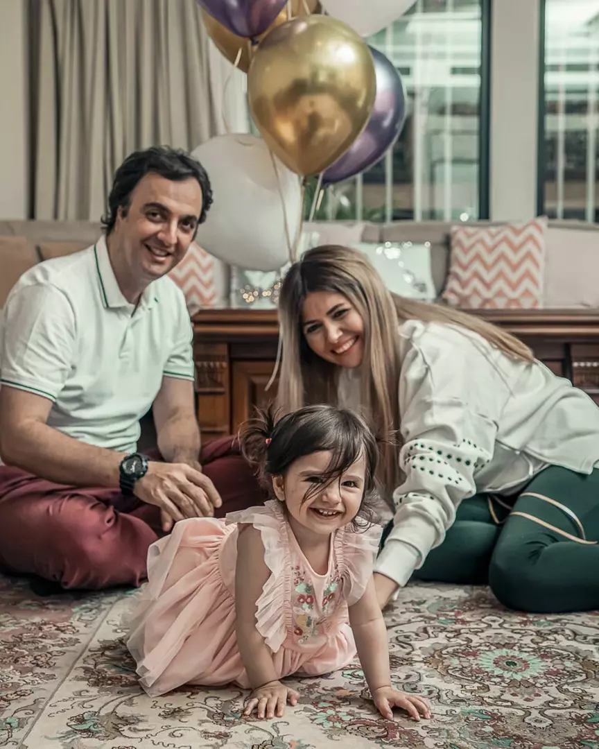 نمونه کار عکاسی خانوادگی توسط عسگری که در تاریخ 1401-09-13 ** یک‌شنبه  **  ساعت 02:19PM بارگذاری شده است.