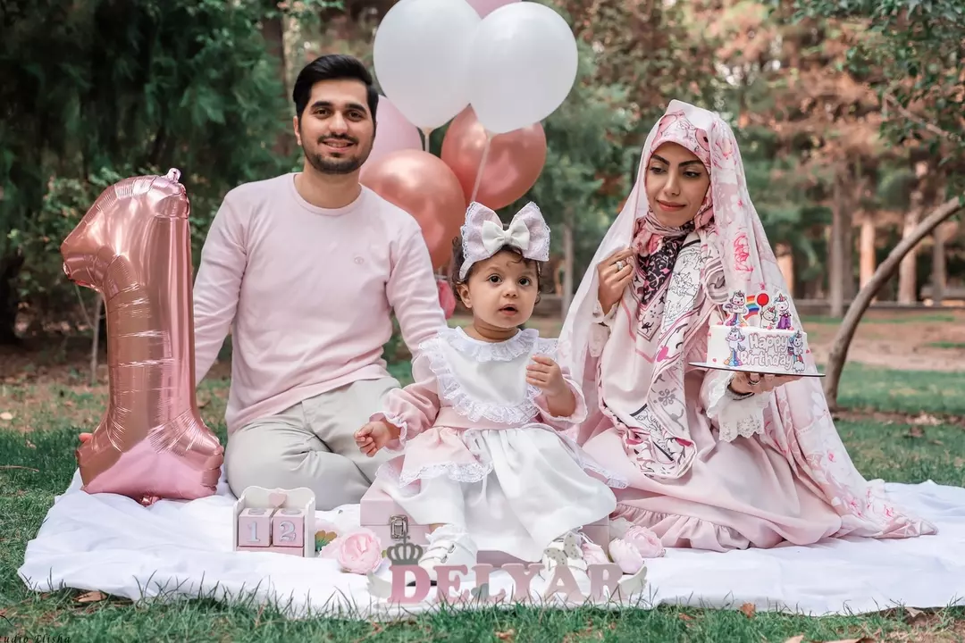 نمونه کار عکاسی تولد - مهمانی - دورهمی توسط رمضان زاده که در تاریخ 1401-09-28 ** دوشنبه  **  ساعت 12:14PM بارگذاری شده است.