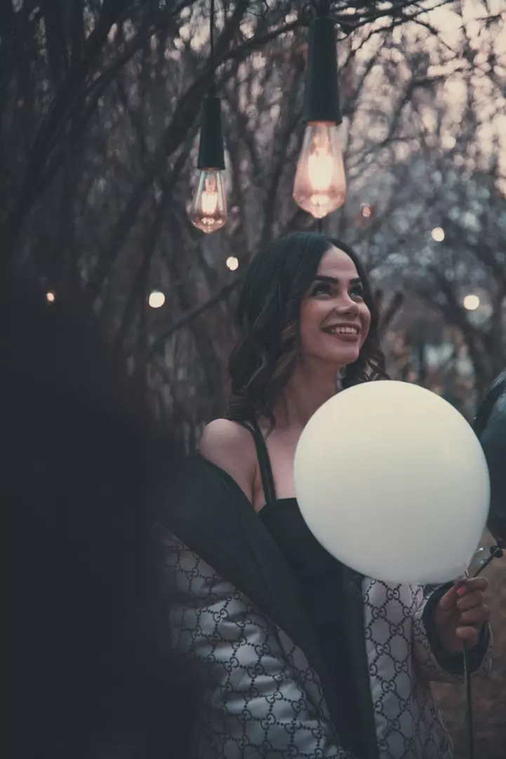 نمونه کار از بهزاد, ایازلو