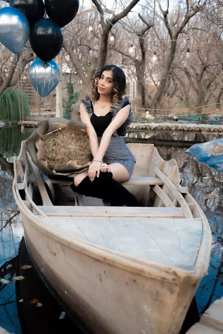 نمونه کار از حدیث مخدومی