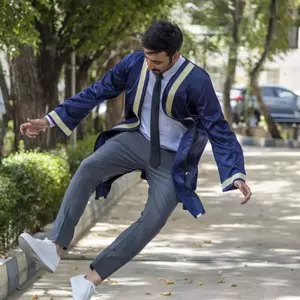 ژست عکس فارغ التحصیلی