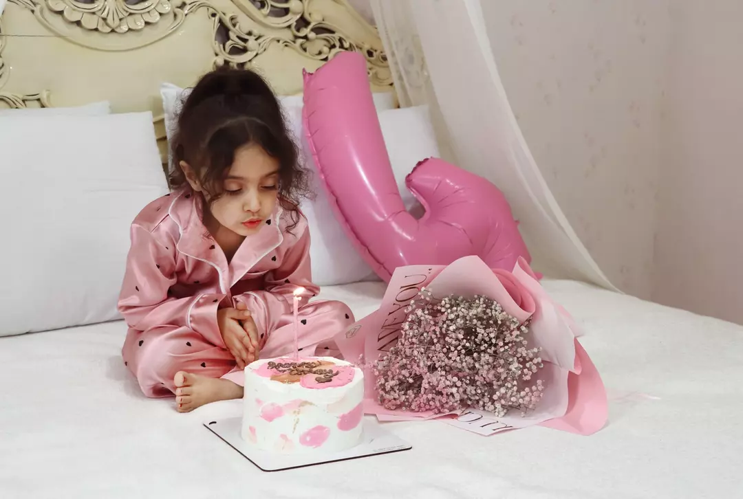 نمونه کار از مهدیس قهاری