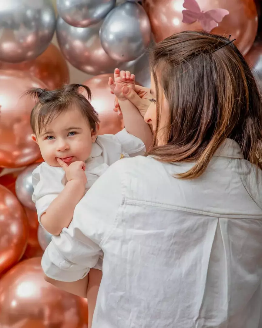 نمونه کار عکاسی خانوادگی توسط عسگری که در تاریخ 1401-11-08 ** شنبه  **  ساعت 04:33PM بارگذاری شده است.