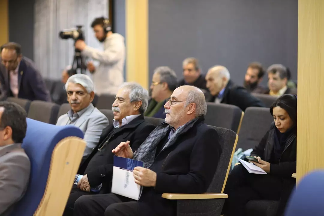 نمونه کار عکاسی همایش و رویداد توسط ضيايي که در تاریخ 1401-11-23 ** یک‌شنبه  **  ساعت 01:34PM بارگذاری شده است.