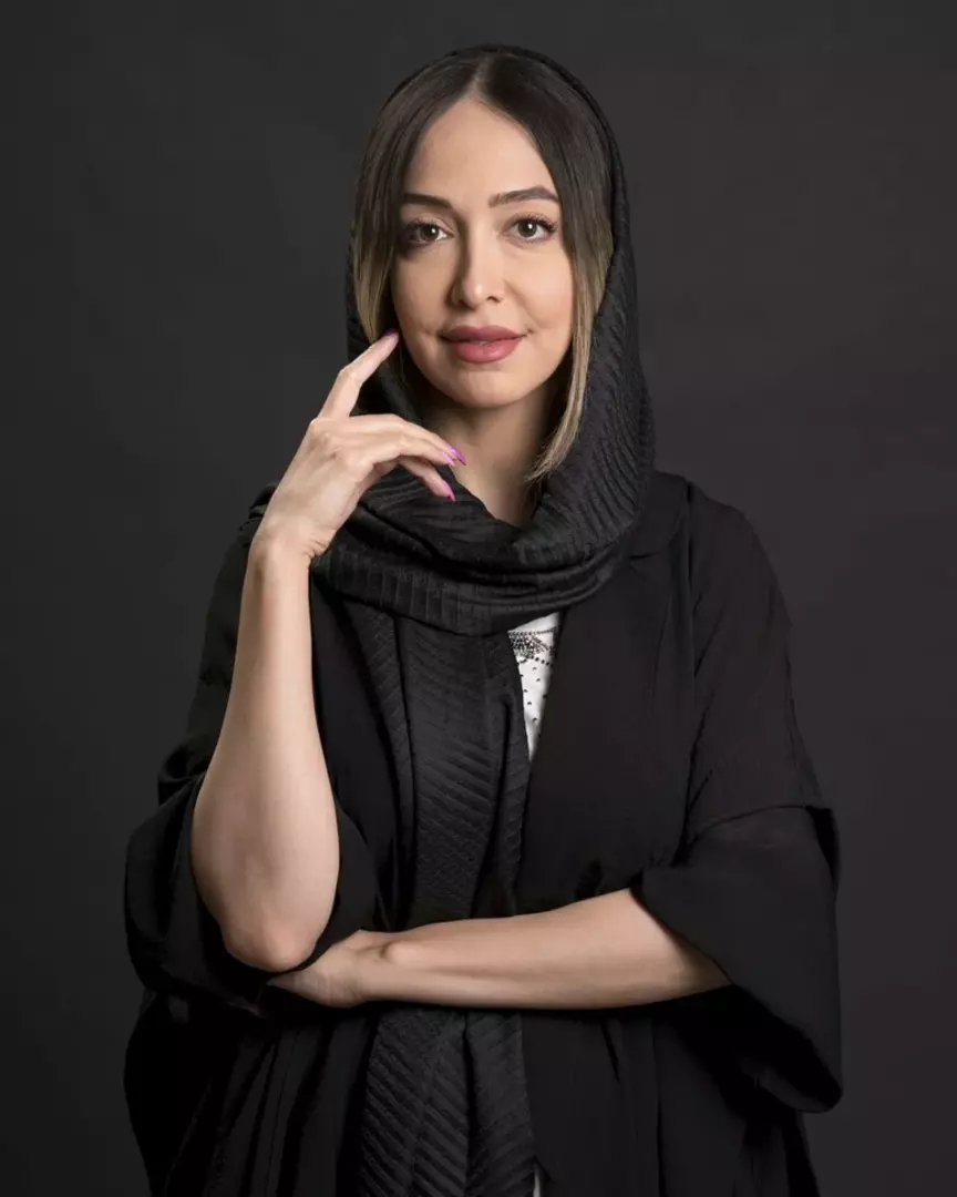 نمونه کار عکاسی پرتره سازمانی توسط بزرگمهر که در تاریخ 1402-01-29 ** سه‌شنبه  **  ساعت 01:21AM بارگذاری شده است.