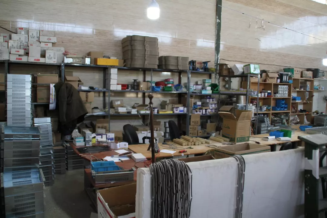 نمونه کار عکاسی خط تولید توسط عبدالملکی که در تاریخ 1402-02-30 ** شنبه  **  ساعت 10:44AM بارگذاری شده است.