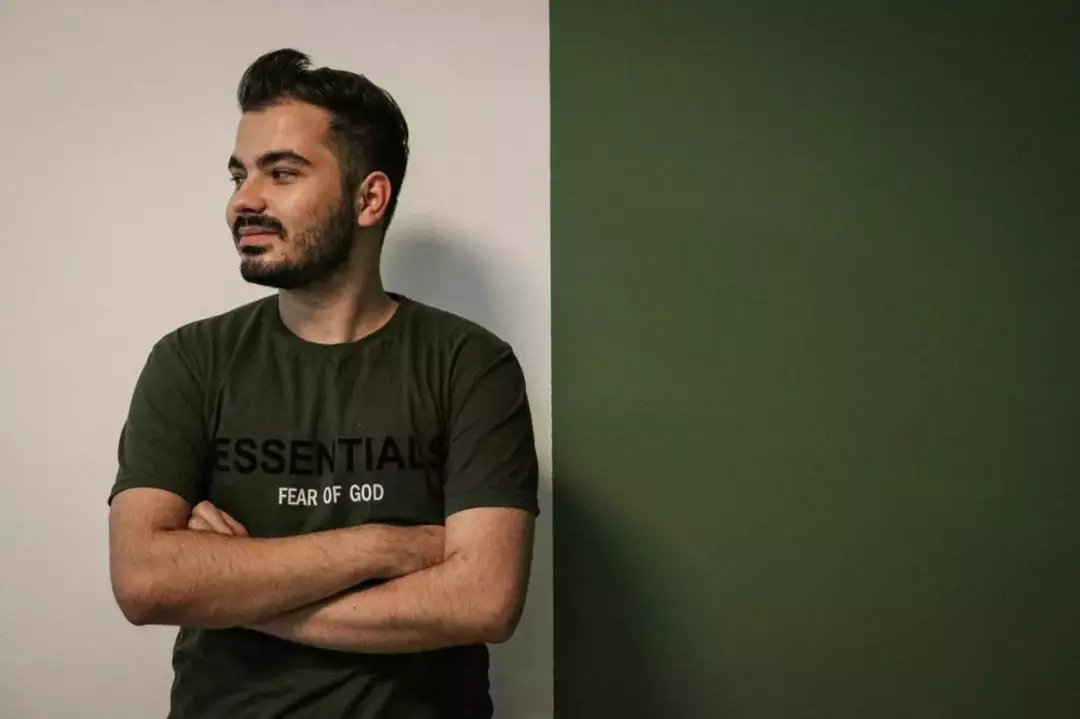 نمونه کار عکاسی پرتره سازمانی توسط سلیمانی که در تاریخ 1402-04-28 ** چهارشنبه  **  ساعت 02:38PM بارگذاری شده است.