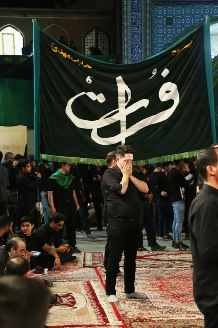 نمونه کار عکاسی مذهبی توسط مهرگان که در تاریخ 1402-05-07 ** شنبه  **  ساعت 07:13PM بارگذاری شده است.