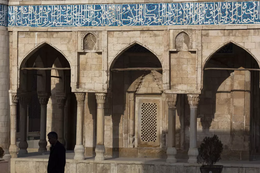 نمونه کار عکاسی معماری و دکوراسیون توسط نهاری که در تاریخ 1402-05-22 ** یک‌شنبه  **  ساعت 12:20AM بارگذاری شده است.