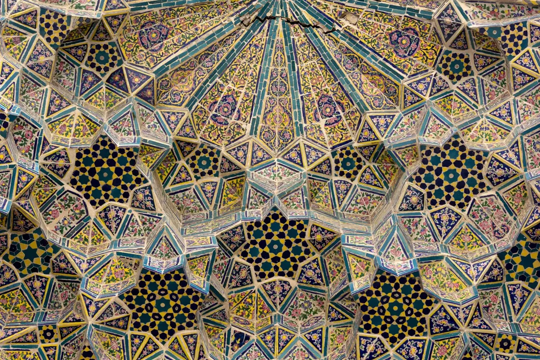 نمونه کار عکاسی معماری و دکوراسیون توسط نهاری که در تاریخ 1402-05-22 ** یک‌شنبه  **  ساعت 12:21AM بارگذاری شده است.