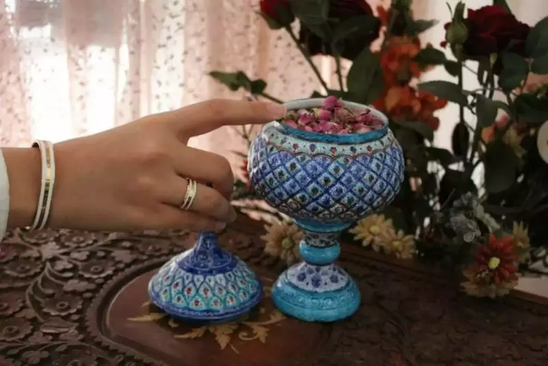 نمونه کار عکاسی طلا و جواهر توسط حسینی که در تاریخ 1402-06-14 ** سه‌شنبه  **  ساعت 02:46PM بارگذاری شده است.