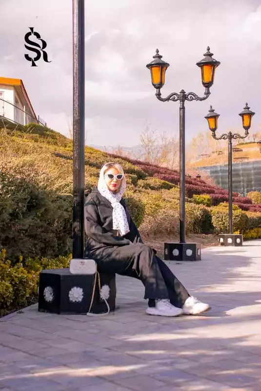 نمونه کار عکاسی چهره - پروفایل توسط جیرانی که در تاریخ 1402-08-06 ** شنبه  **  ساعت 12:20PM بارگذاری شده است.