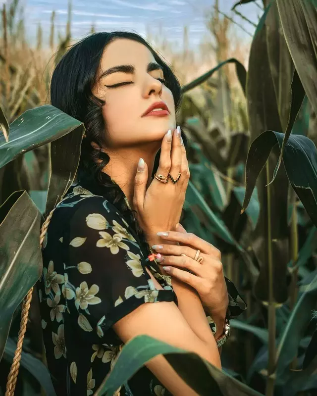 عکاسی چهره - پروفایل از زینب تیماجی