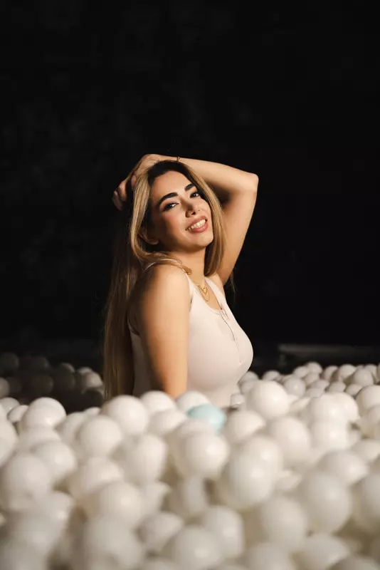 نمونه کار از بهزاد, ایازلو