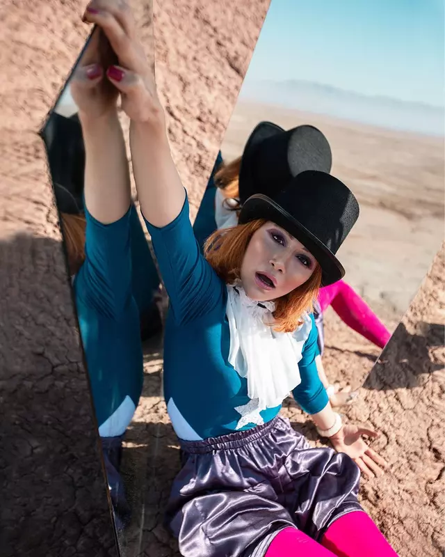 نمونه کار از امیرکیوان اقلیدس