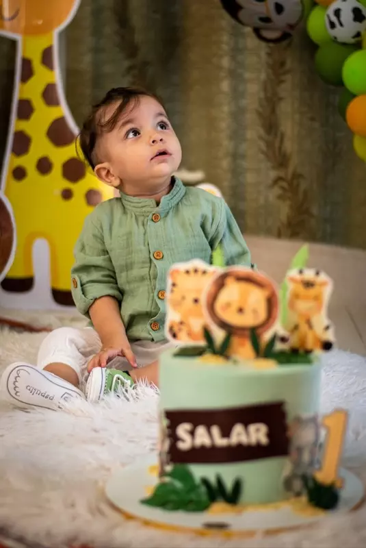 نمونه کار عکاسی تولد - مهمانی - دورهمی توسط کلهری نژاد که در تاریخ 1402-08-28 ** یک‌شنبه  **  ساعت 11:23PM بارگذاری شده است.