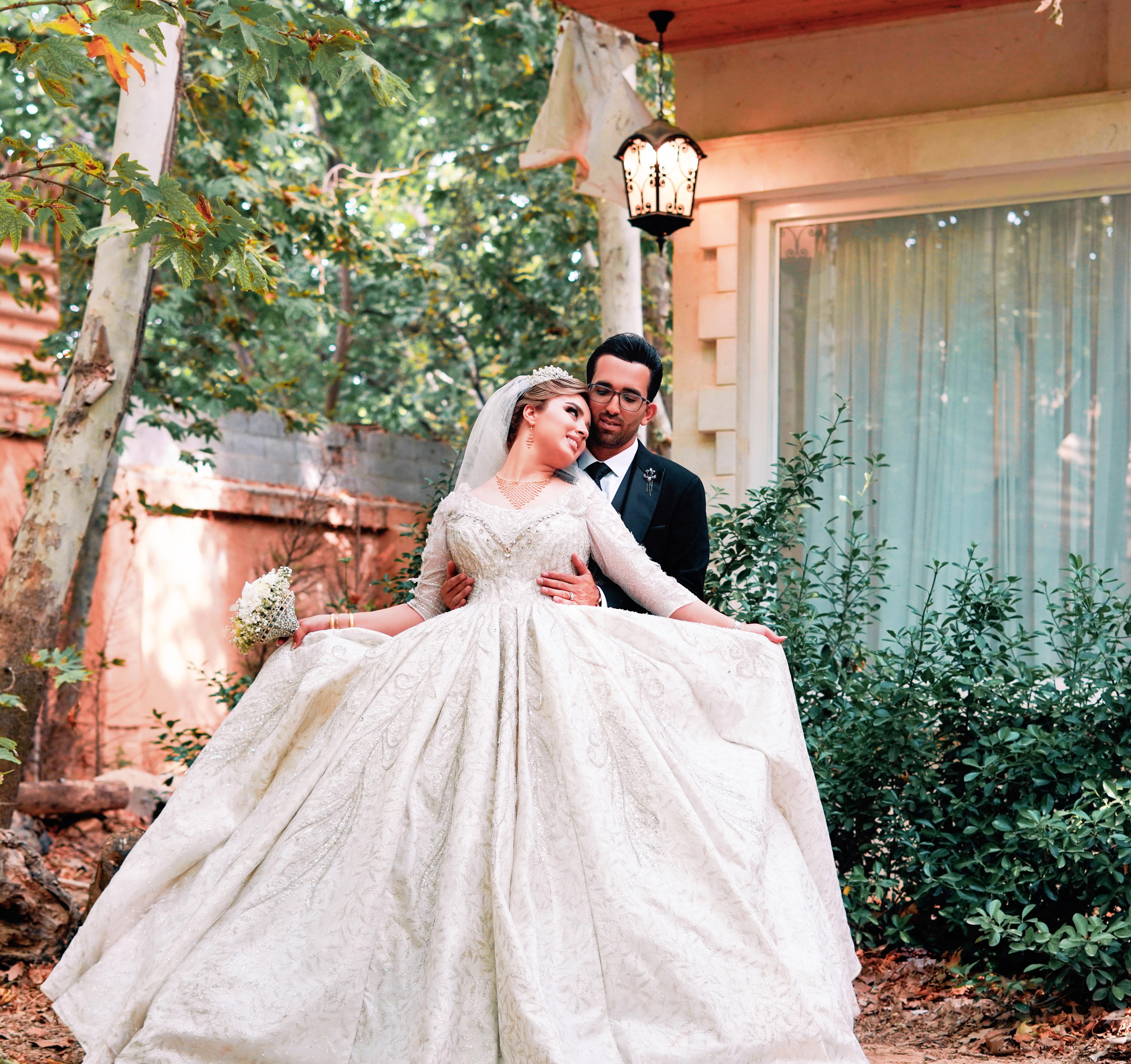 ژست عکس عروس و داماد