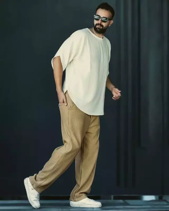 نمونه کار عکاسی مدلینگ ، پوشاک و لباس توسط شفاعت که در تاریخ 1402-10-05 ** سه‌شنبه  **  ساعت 09:33PM بارگذاری شده است.