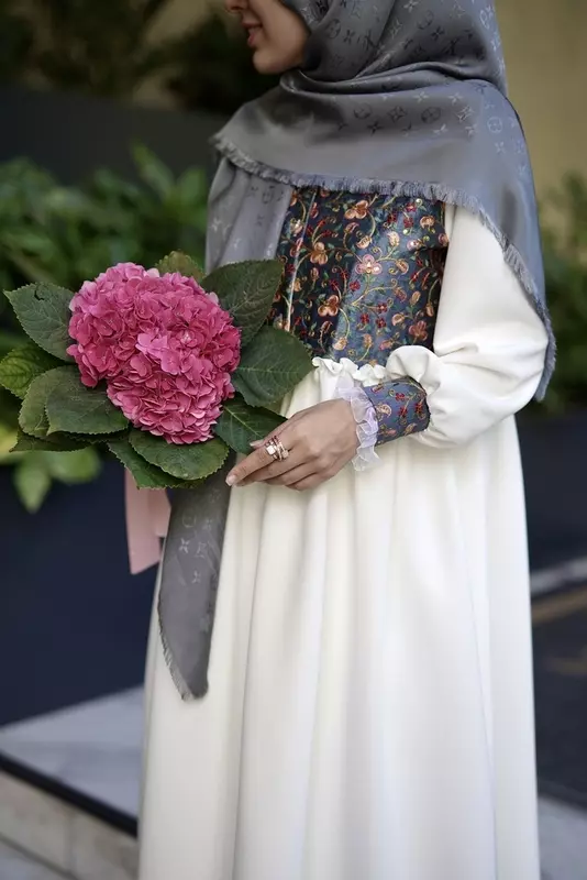 نمونه کار از نگار ناطقی پور