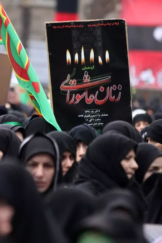 نمونه کار عکاسی همایش و رویداد توسط صفوی که در تاریخ 1402-11-09 ** دوشنبه  **  ساعت 04:40PM بارگذاری شده است.
