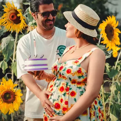 عکس زن حامله در حال درد در خانه