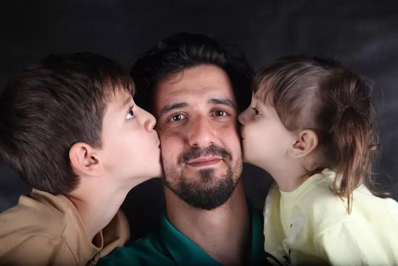 نمونه کار عکاسی خانوادگی توسط جنتی  که در تاریخ 1402-12-20 ** یک‌شنبه  **  ساعت 03:45AM بارگذاری شده است.