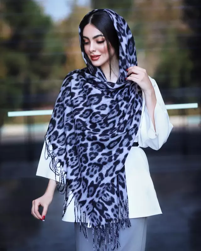 نمونه کار عکاسی مدلینگ ، پوشاک و لباس توسط مختاریان که در تاریخ 1403-01-08 ** چهارشنبه  **  ساعت 06:16PM بارگذاری شده است.