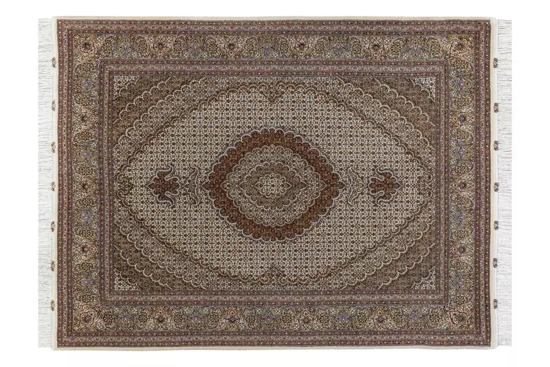 عکاسی صنعتی و زمینه سفید از سیاوش باقری