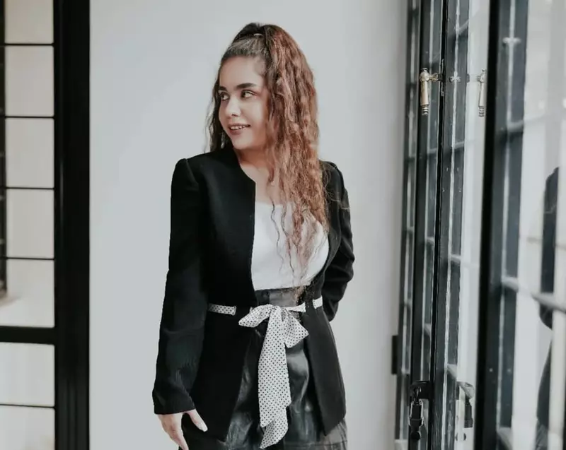 نمونه کار از پردیس حسنی پاکروش