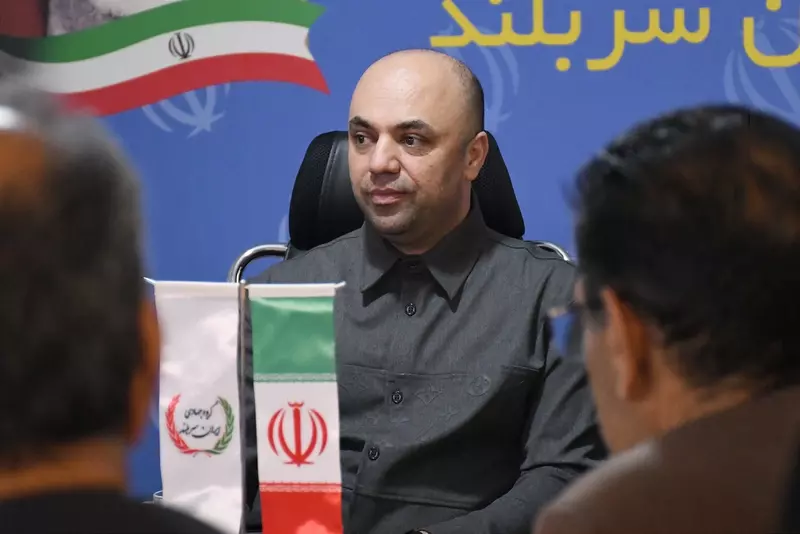 نمونه کار عکاسی پرتره سازمانی توسط کریمیان که در تاریخ 1403-02-21 ** جمعه  **  ساعت 02:33PM بارگذاری شده است.