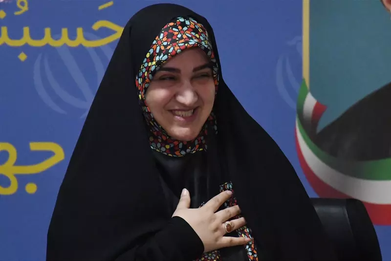 نمونه کار عکاسی پرتره سازمانی توسط کریمیان که در تاریخ 1403-02-21 ** جمعه  **  ساعت 02:37PM بارگذاری شده است.
