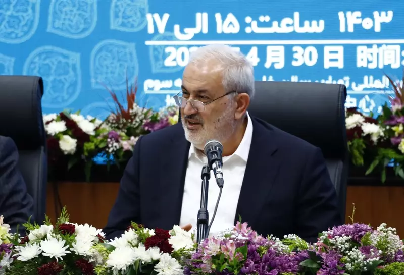 نمونه کار عکاسی همایش و رویداد توسط طاهری  که در تاریخ 1403-03-13 ** یک‌شنبه  **  ساعت 02:20PM بارگذاری شده است.