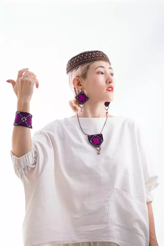 نمونه کار عکاسی مدلینگ ، پوشاک و لباس توسط پورموسوی که در تاریخ 1403-05-03 ** چهارشنبه  **  ساعت 01:42PM بارگذاری شده است.