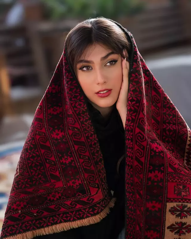عکاسی چهره - پروفایل از طیبه سادات هایری