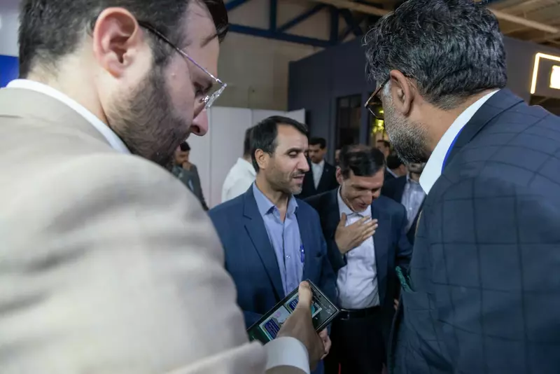 نمونه کار عکاسی همایش و رویداد توسط تاریوردی که در تاریخ 1403-07-01 ** یک‌شنبه  **  ساعت 06:23PM بارگذاری شده است.