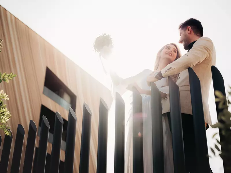 نمونه کار از بهزاد, ایازلو