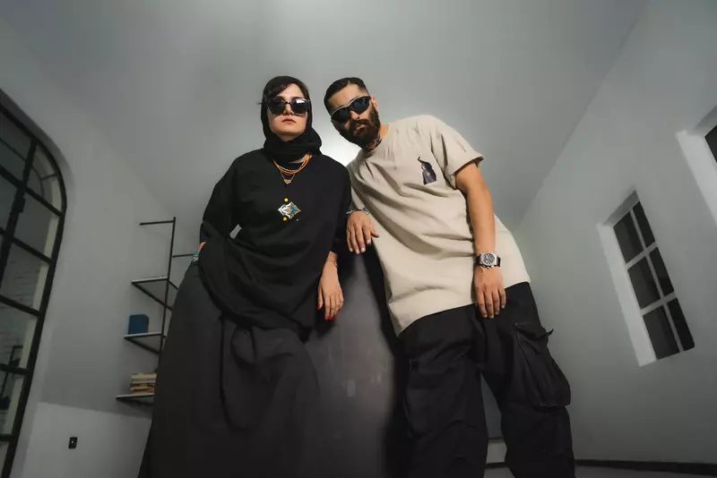 نمونه کار از بهزاد, ایازلو
