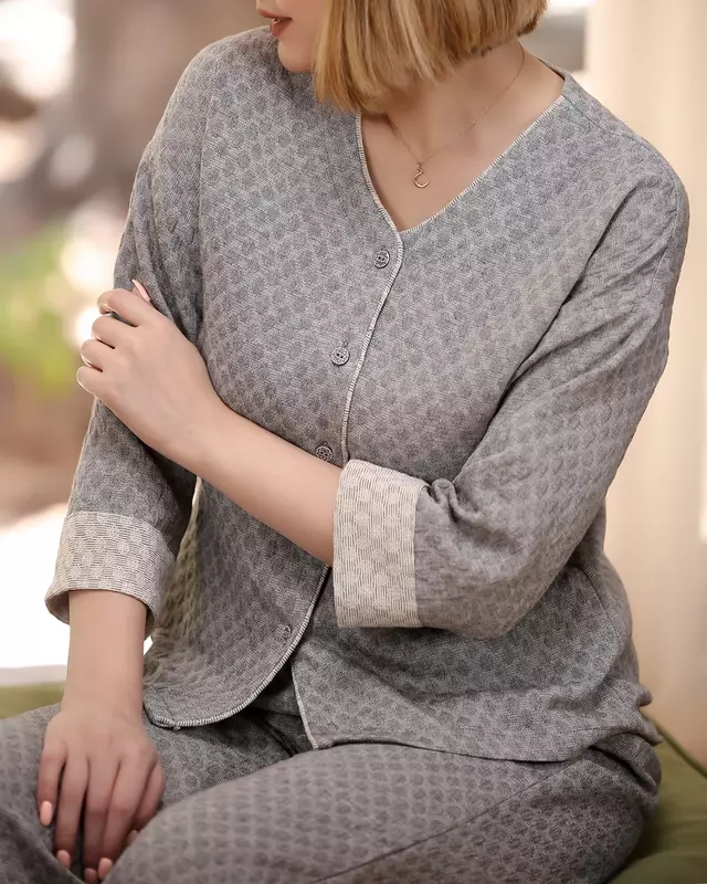 نمونه کار عکاسی مدلینگ ، پوشاک و لباس توسط باقری که در تاریخ 1403-08-10 ** پنج‌شنبه  **  ساعت 05:59AM بارگذاری شده است.