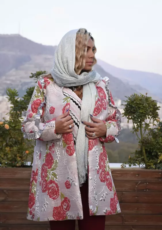 نمونه کار عکاسی مدلینگ ، پوشاک و لباس توسط طهوری که در تاریخ 1403-08-19 ** شنبه  **  ساعت 05:46PM بارگذاری شده است.