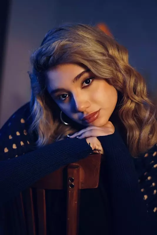 نمونه کار از مهدیس صادقی